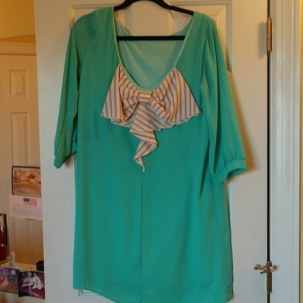 Boutique Dress - Picture 4 of 7